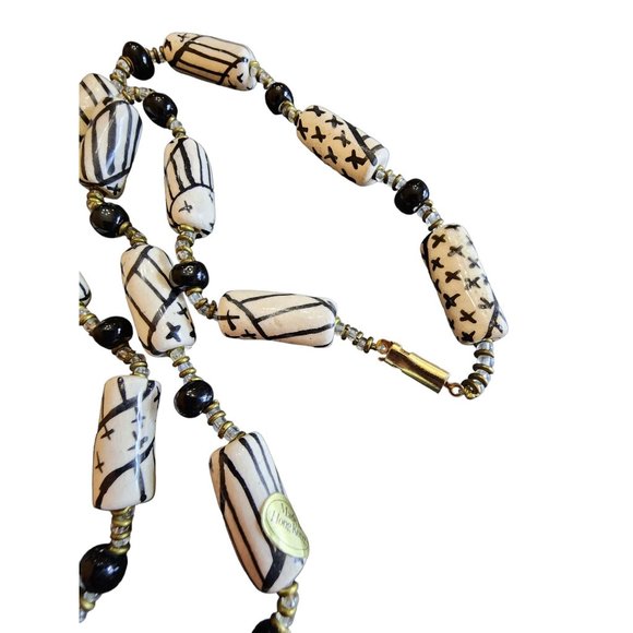 Vintage Porcelain Made in Hong Kong Necklace (A2077) - Picture 3 of 5